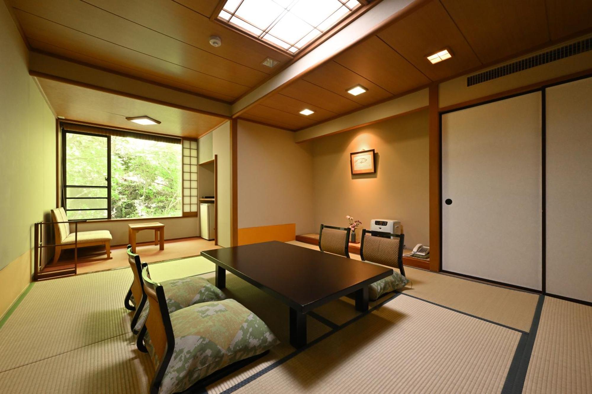 Osakaya Ryokan Kusatsu  Esterno foto