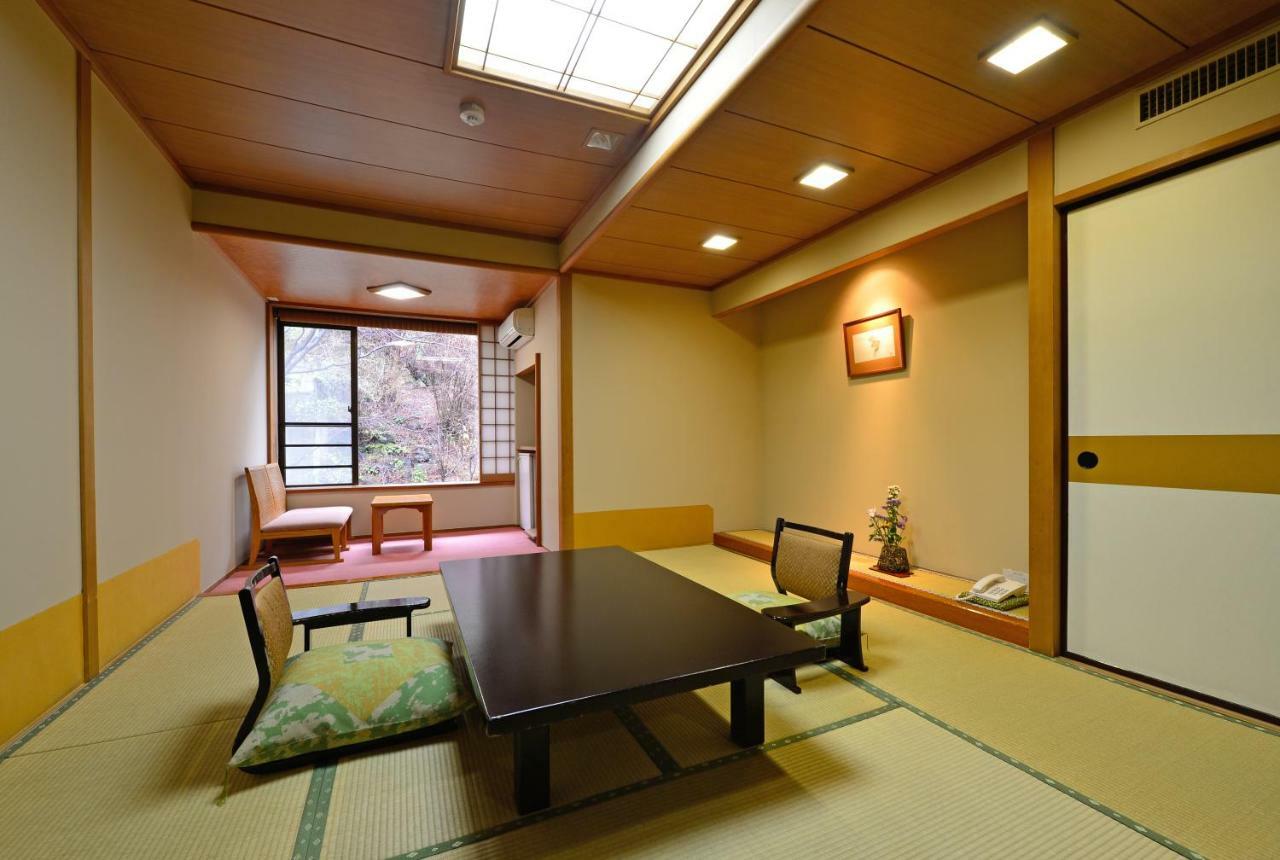 Osakaya Ryokan Kusatsu  Esterno foto