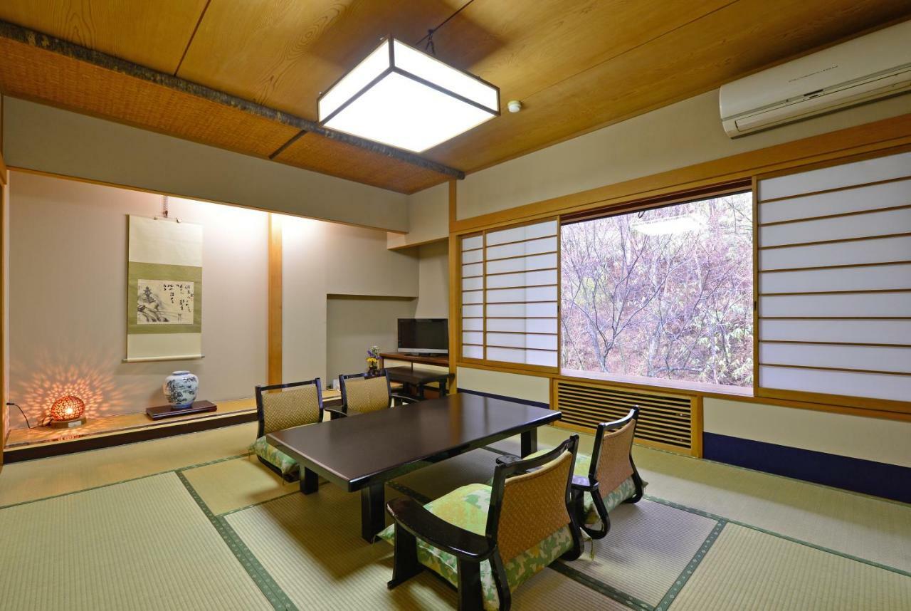 Osakaya Ryokan Kusatsu  Esterno foto
